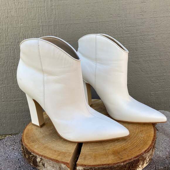 Marc Fisher LTD White Leather Pointed Toe Ankle Booties - Picture 6 of 12